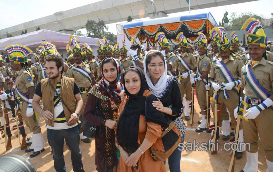 Republic day celebrations in Telangana state - Sakshi1