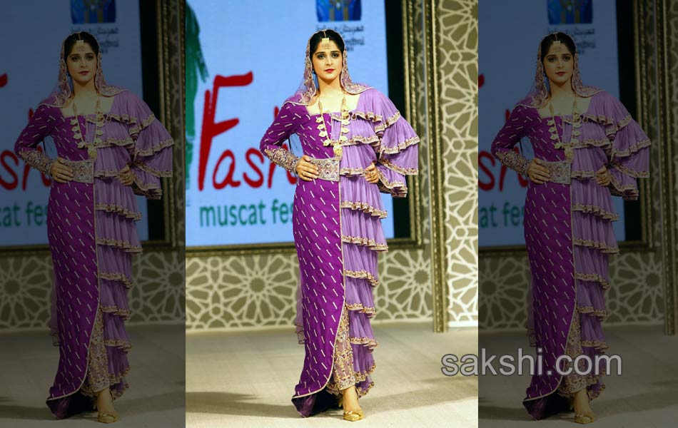 fashion show on muscat festival 20156