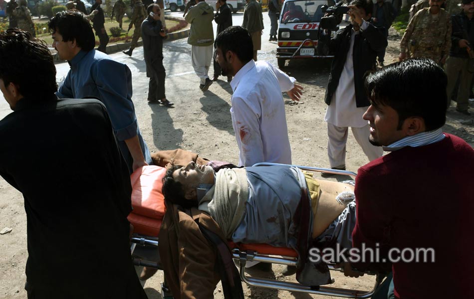 another terror attack in peshawar3