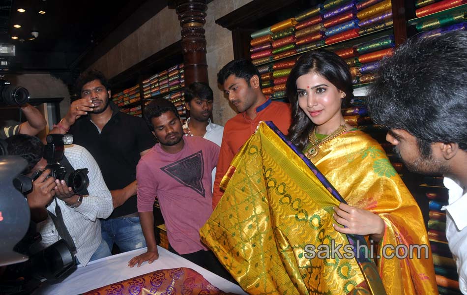 samanta ruth prabhu inaugurates south india shopping mall at ameerpet - Sakshi18