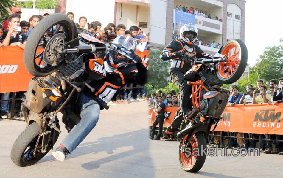 cbit hyderabad Motorcycle stunts6