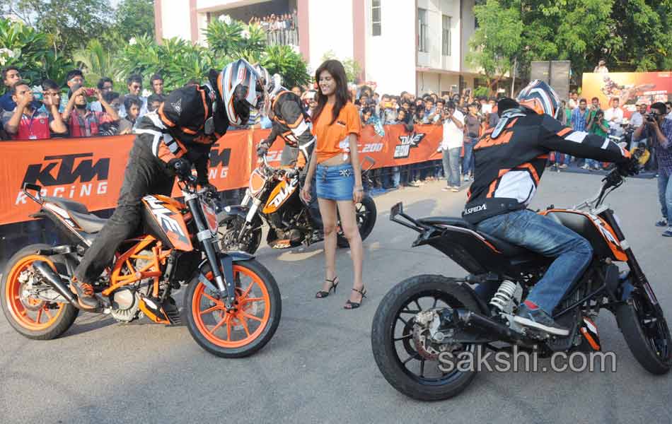 cbit hyderabad Motorcycle stunts11