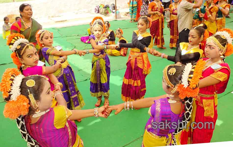 Kuchipudi Bharatanatyam folk dance performance at Bhadrachalam17