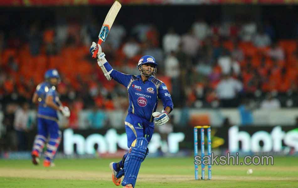 mumbai indians enters playoffs12