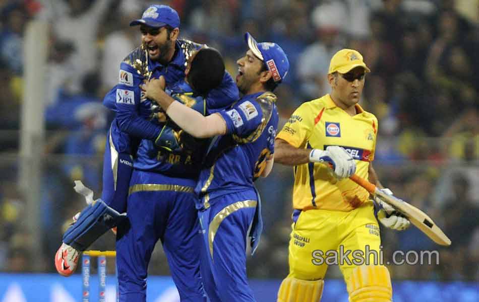 mumbai indians enters into final13