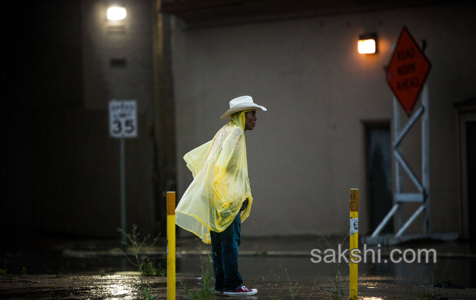 Huge rains in US - Sakshi8