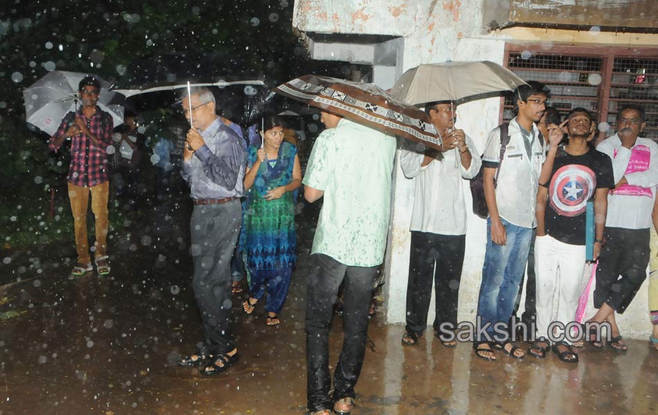 visakhapatnam rain photos18