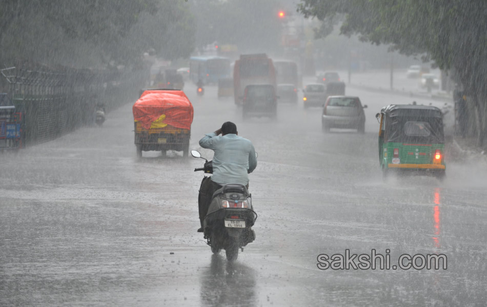 in hyderabad heavy rain - Sakshi10