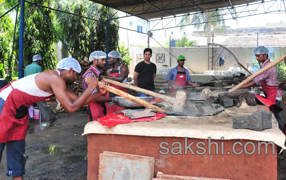 haleem in hyderabad pista house - Sakshi14