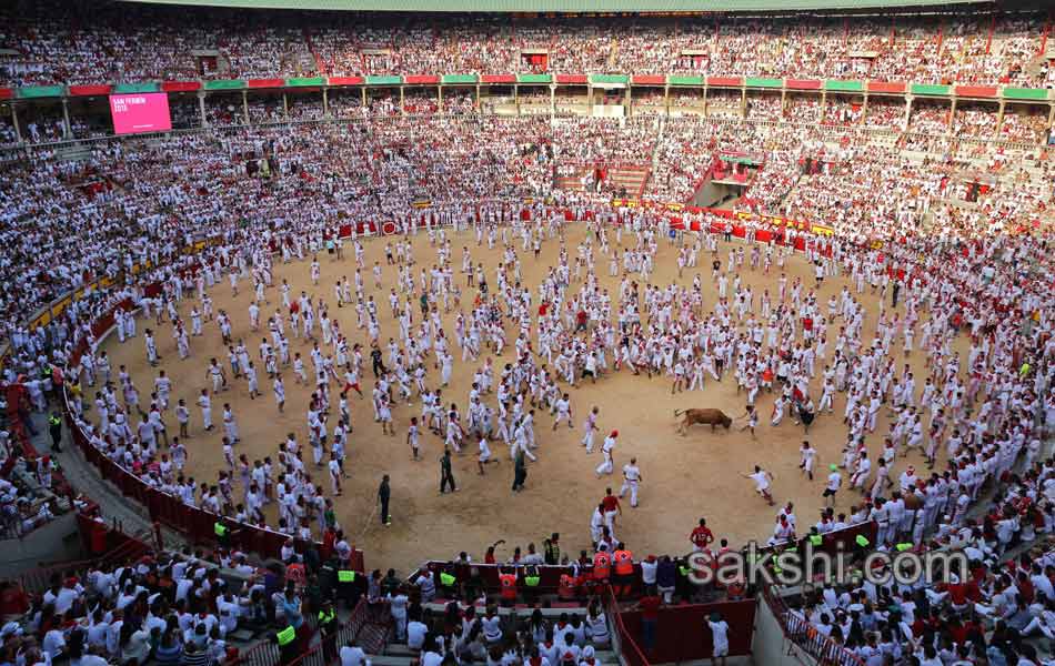 SPAIN FESTIVAL TOURISM SAN FERMIN - Sakshi8