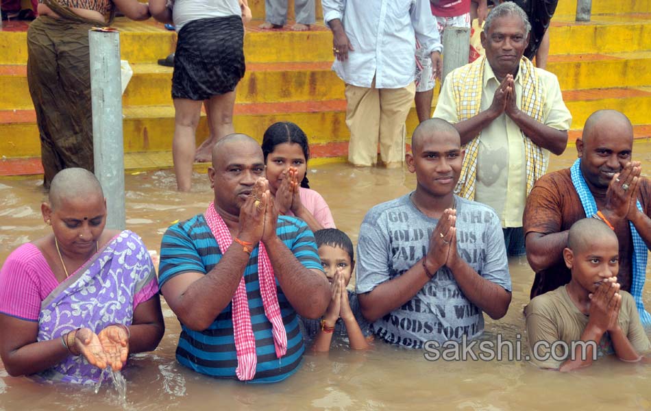 holy pushkaralu comes to ninth day of26