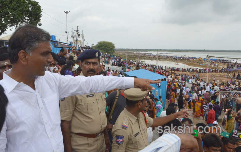 telangana godavari pushkaralu - Sakshi1