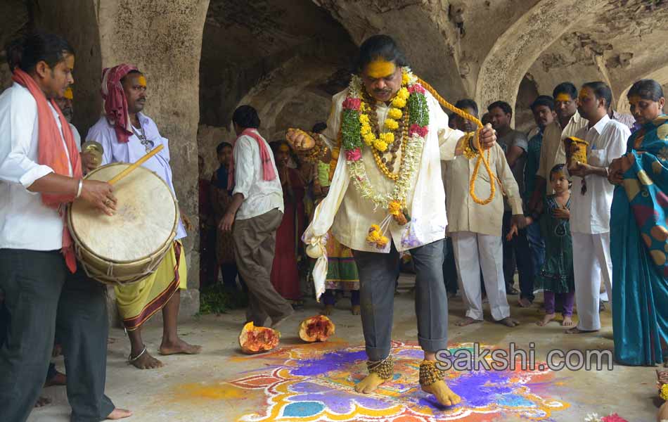 Devotees with a huge sliding Bonalu6