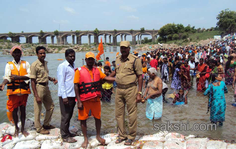 telangana godavari pushkaralu - Sakshi3