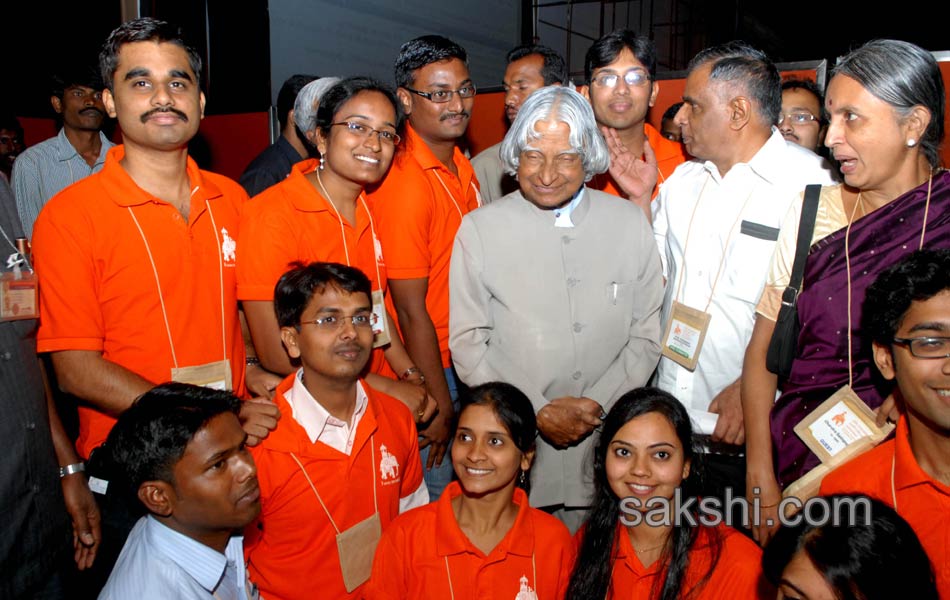 APJ Abdul Kalam Passes away - Sakshi16