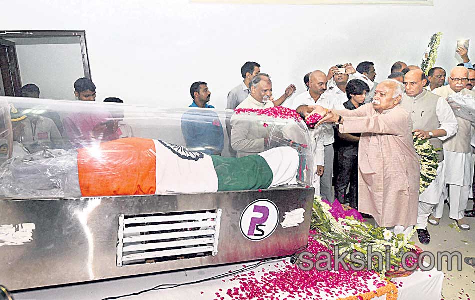 Public Tribute to Former President APJ Abdul Kalam - Sakshi39