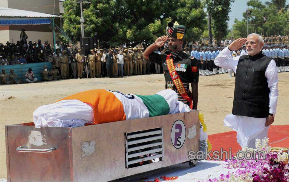 Kalam laid to rest in Rameswaram - Sakshi12