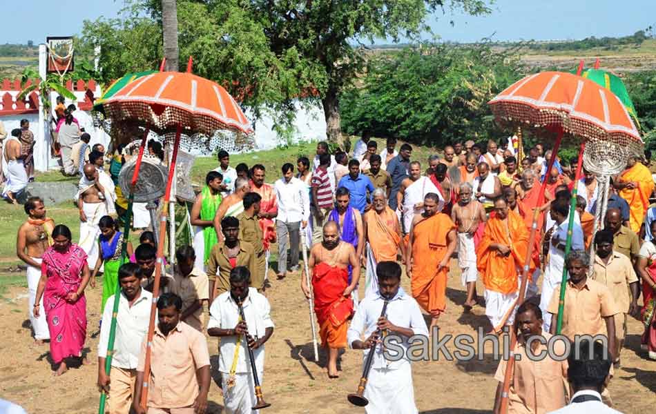 guru pournami celebrations in temples8