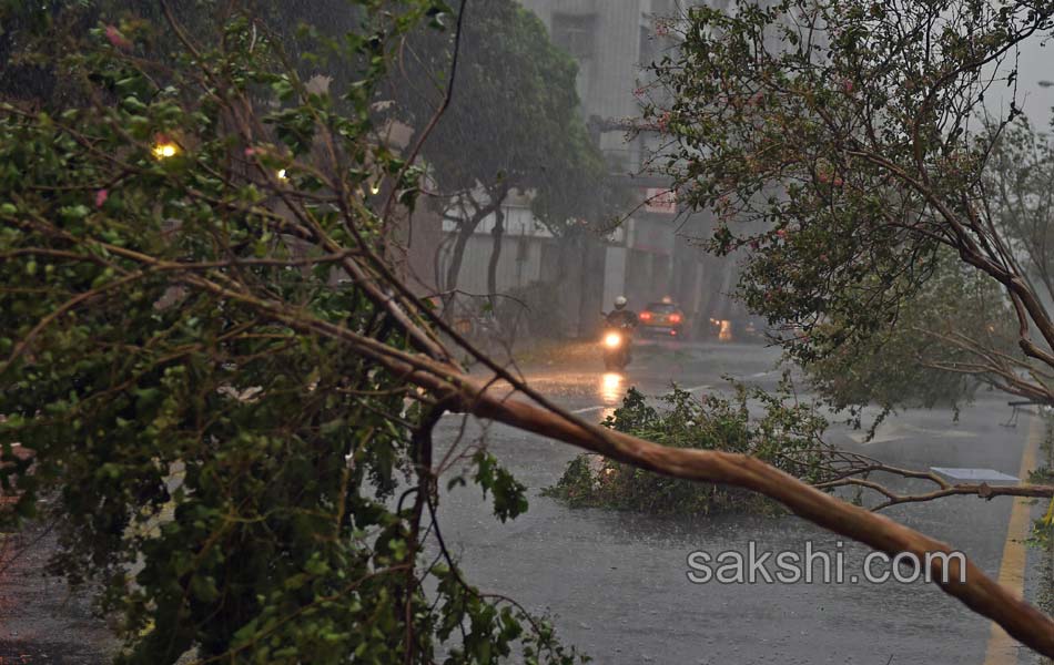 TAIWAN CHINA WEATHER STROM14