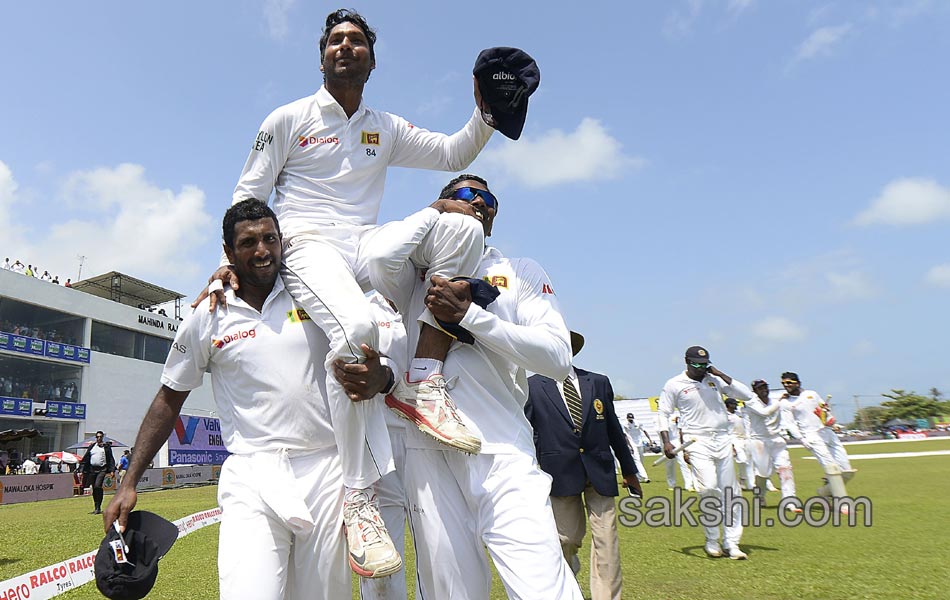 srilanka beats team india by 63 runs in first test - Sakshi18