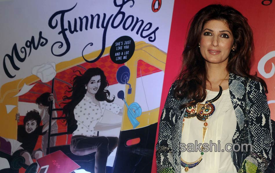 Twinkle Khanna book release2