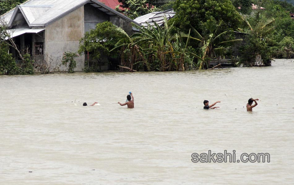 floods in japan12