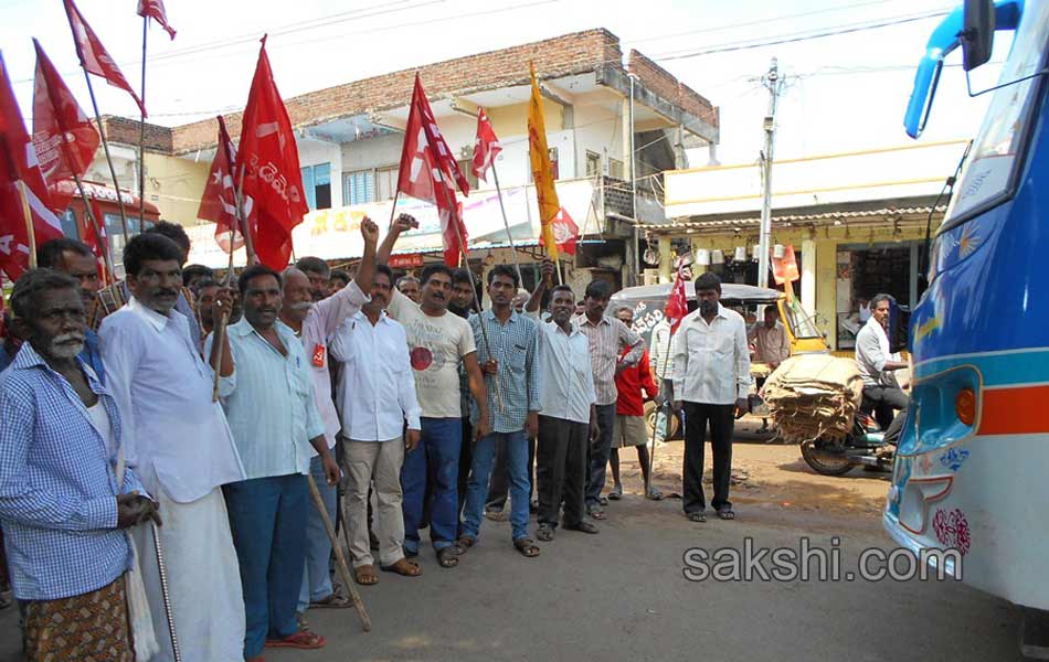 Bharat bandh sucessful - Sakshi33