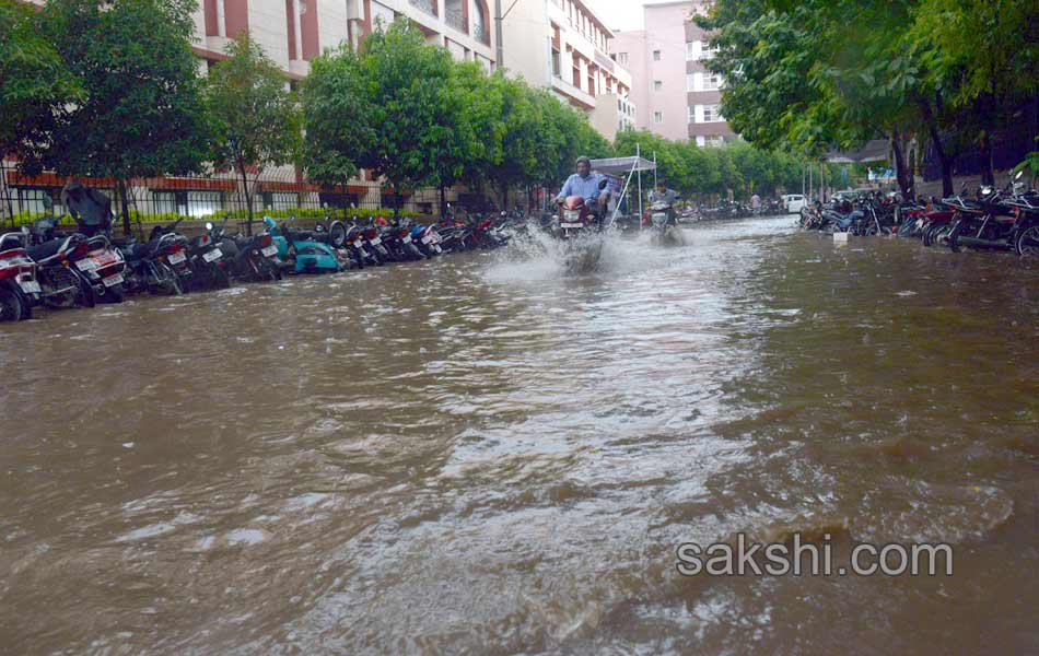 heavy rain in city - Sakshi4