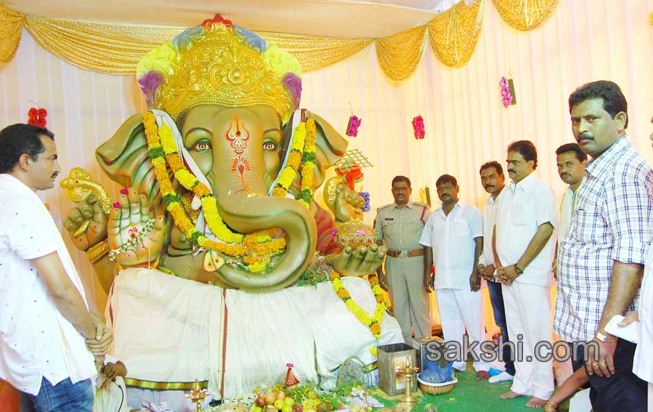 Ganesh Chaturthi celebrations in khammam district9