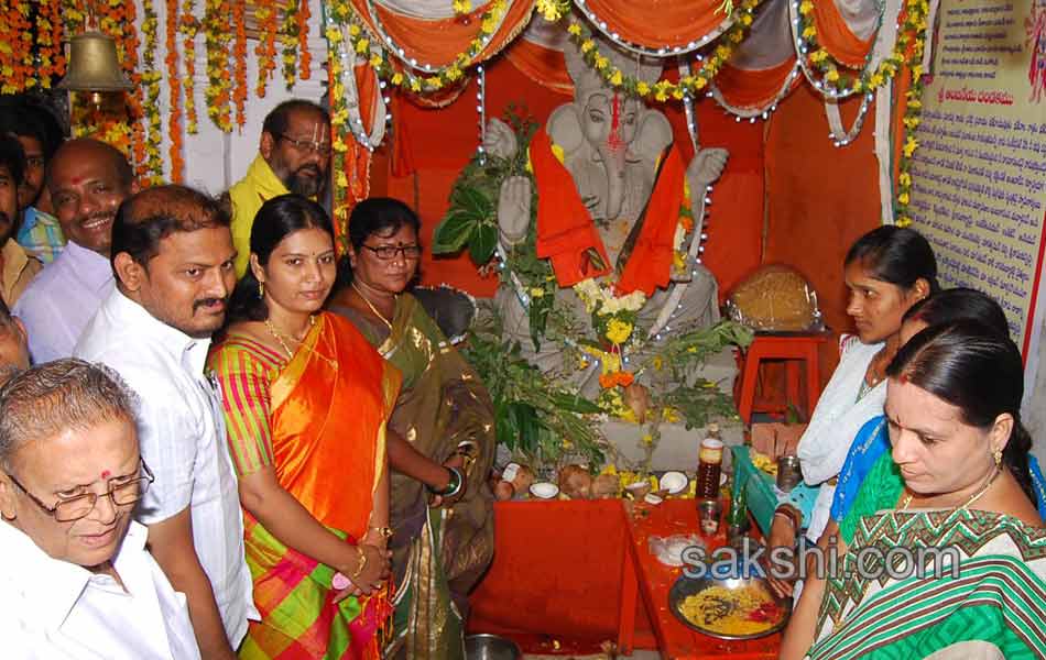 Ganesh Chaturthi celebrations in nalgonda district - Sakshi5