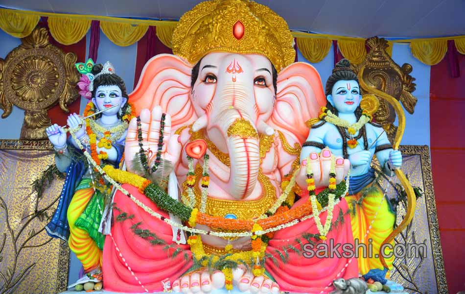 ganesh chaturthi celebrations in Nizamabad district on second day12