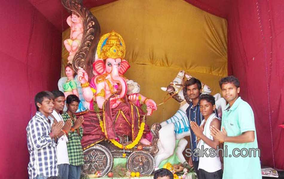 ganesh chaturthi celebrations in Mahbubnagar district onThird day - Sakshi10