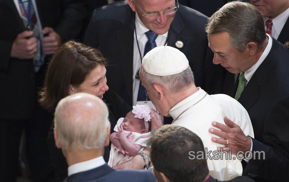 Pope Francis addresses a joint meeting of the US Congress - Sakshi7