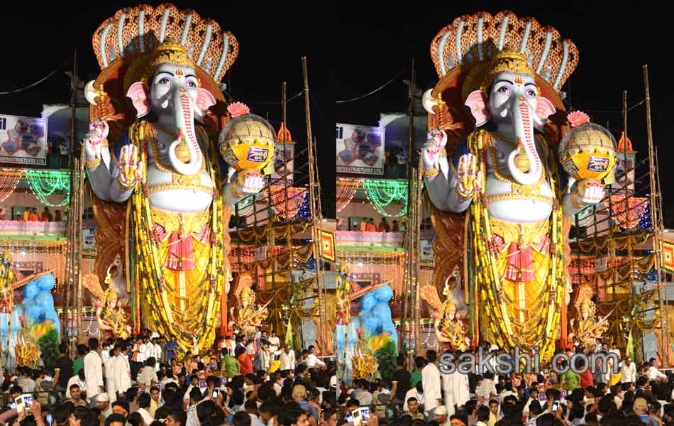 Khairathabad Ganesh in Hyderabad5