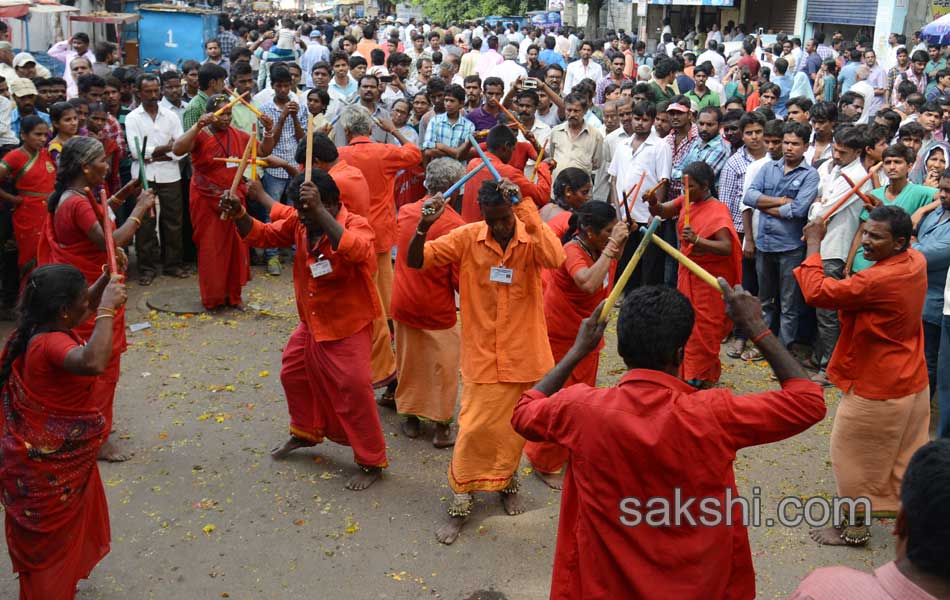 maha ganapathi at lumbini park1