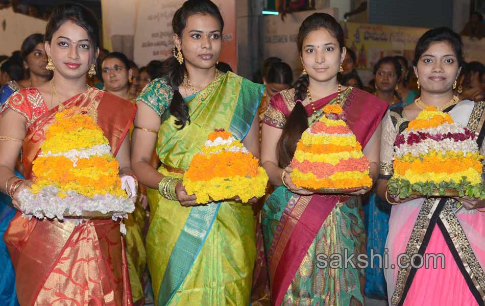 Bathukamma Celebrations in hyderabad - Sakshi1