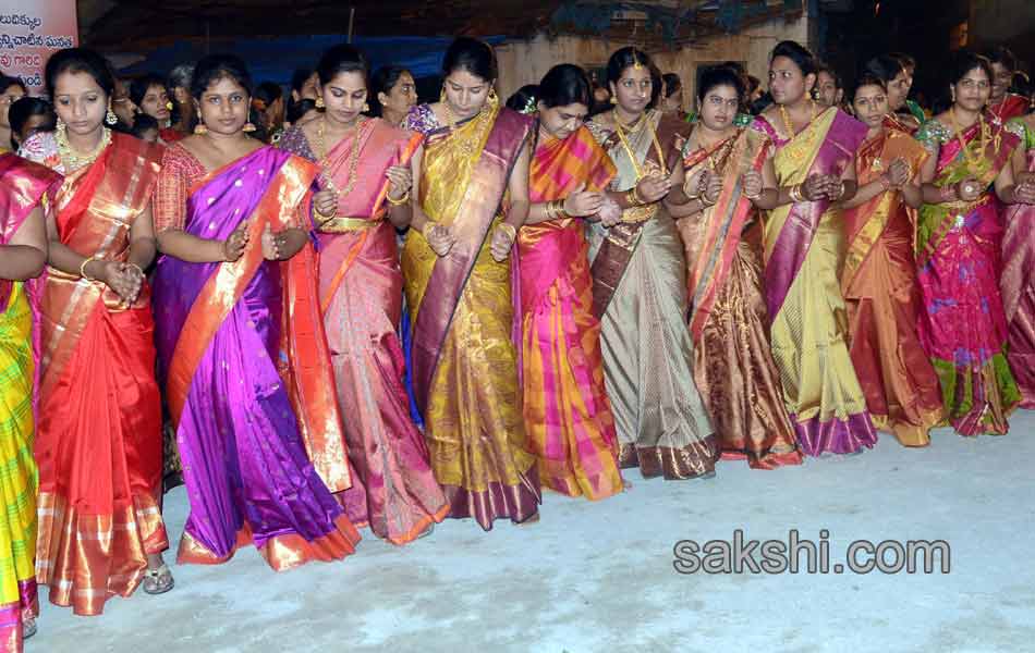 Bathukamma Celebrations in hyderabad - Sakshi9