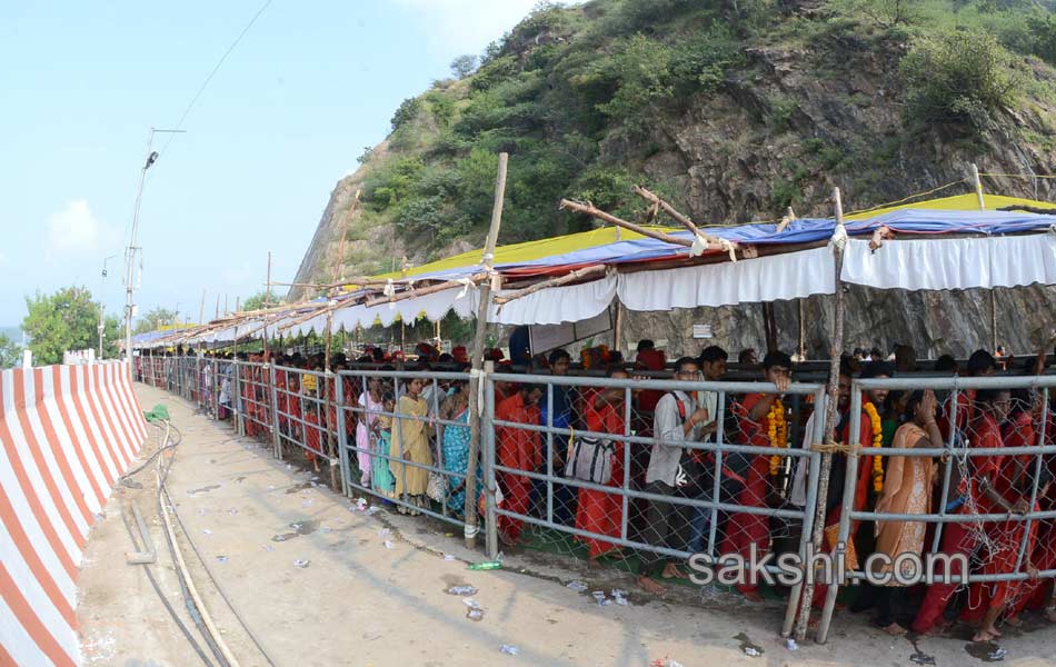 kanakadurgamma Temple in Vijayawada15