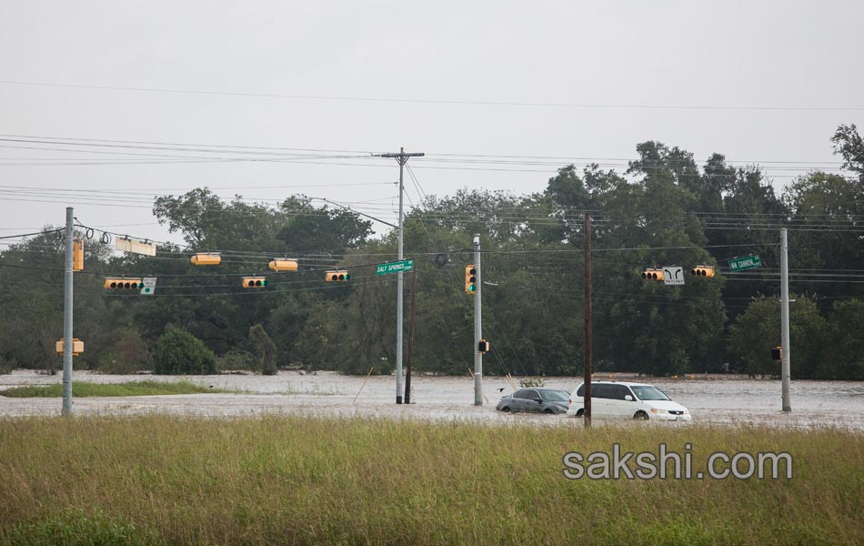 Hurricane flood in texas - Sakshi12