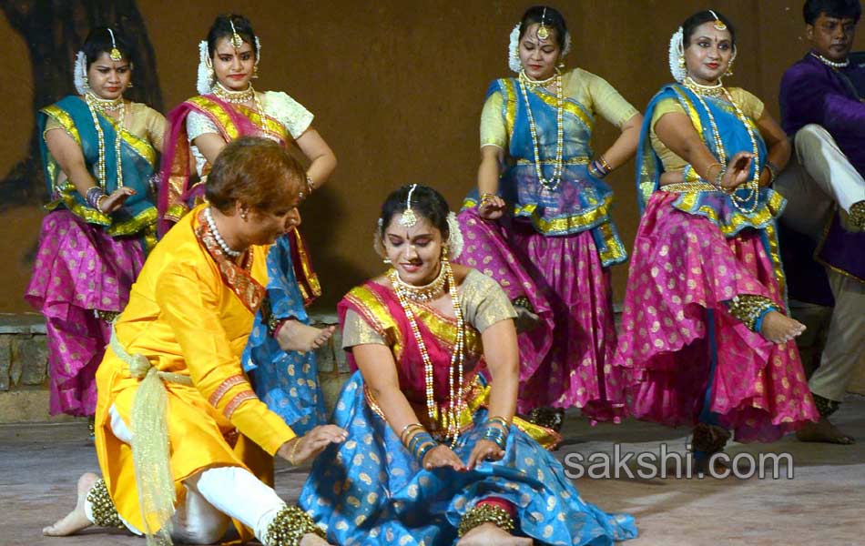 Kuchipudi dancer5