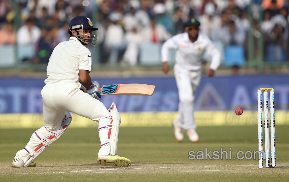 Test cricket match between India and South Africa3