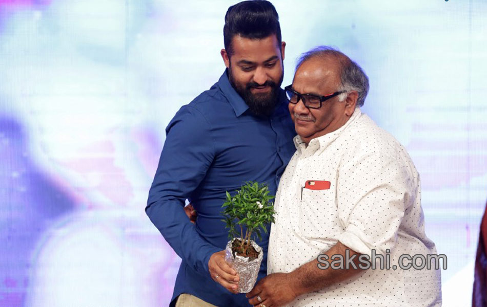 nannaku prematho audio launch8