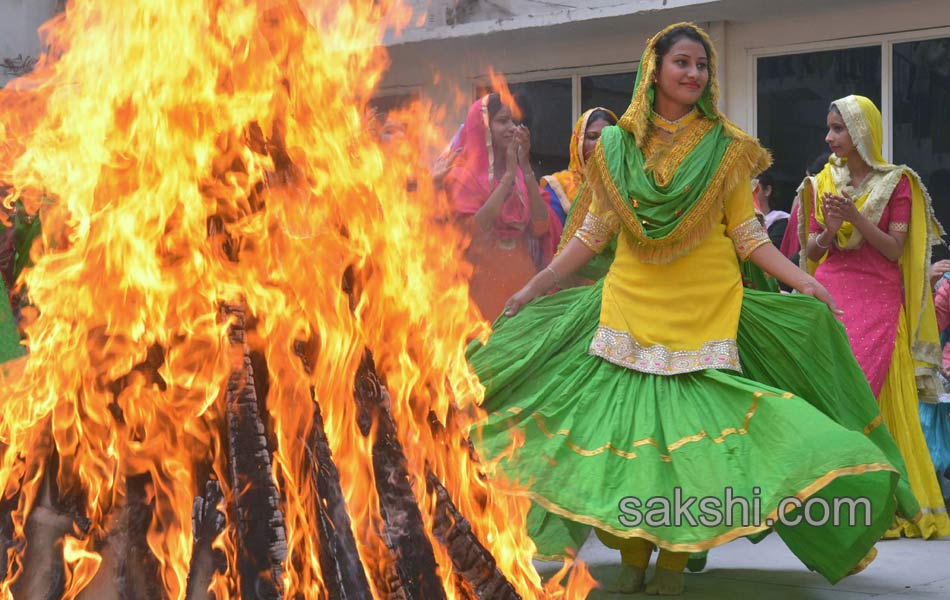 Punjab celebrates Lohri6