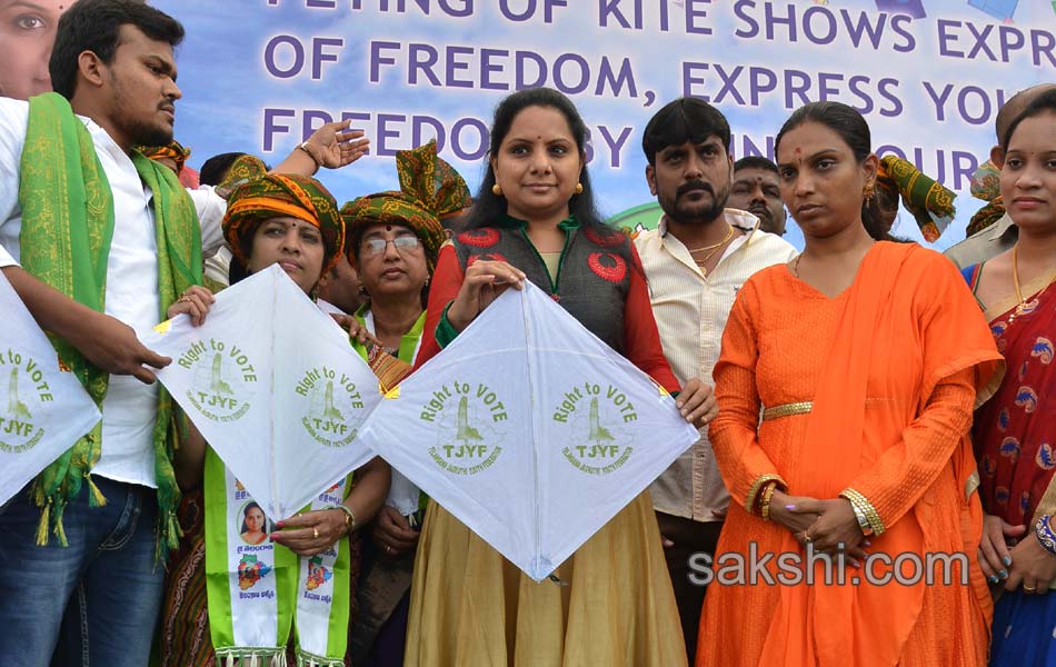 Kite Festival in hyderabad2