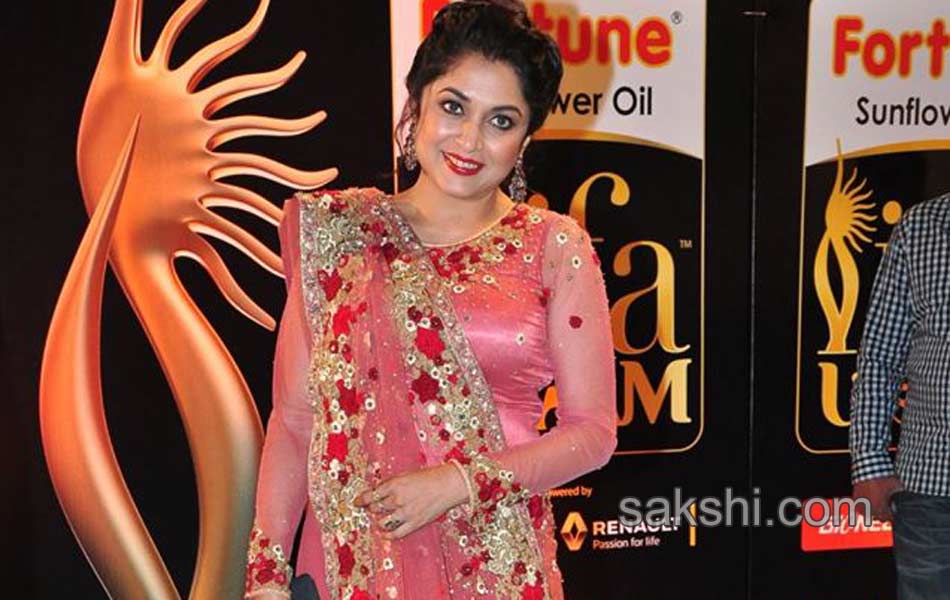 IIFA Utsavam 2016 - Sakshi12