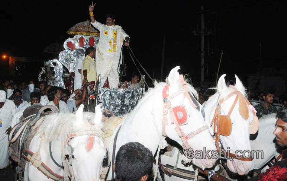 Lepakshi fete off to a colourful start27