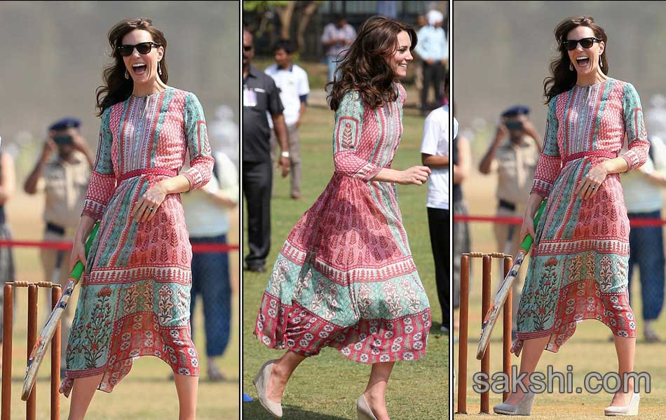 In Mumbai Kate Middleton Plays Cricket With Sachin27