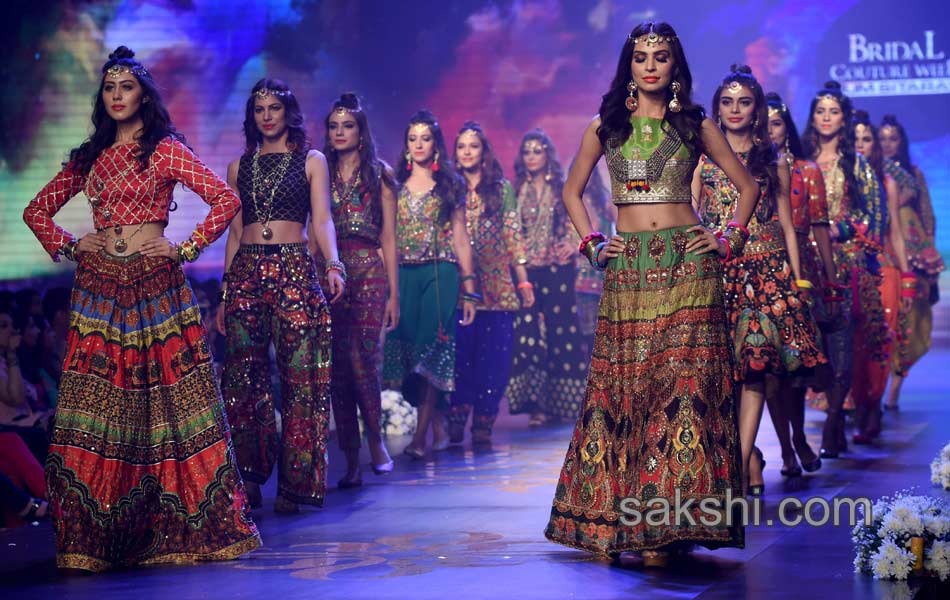 Karachi Fashion show3