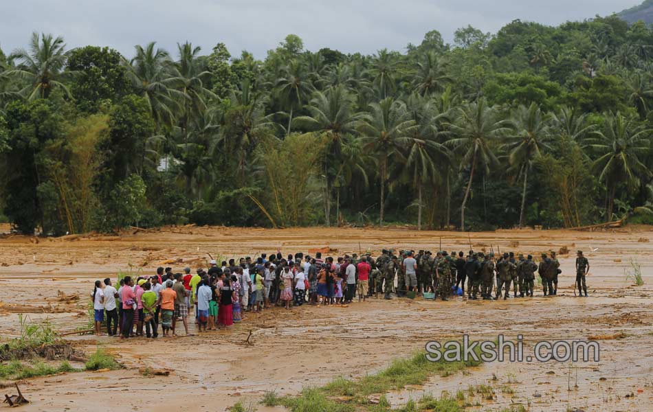 floods create havoc in srilanka - Sakshi6