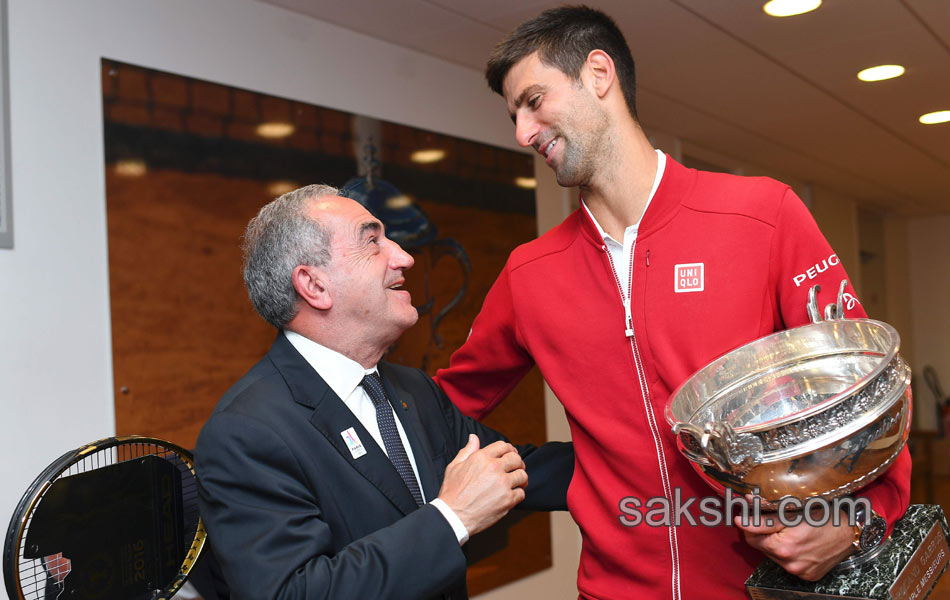 novak djokovic wins french open 201625